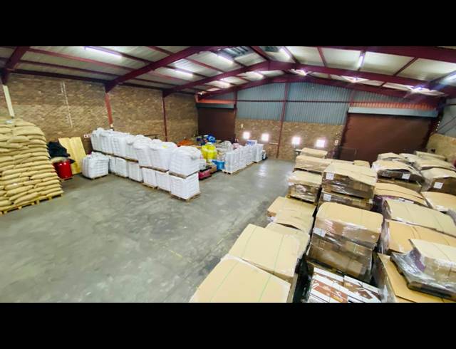 724M² WAREHOUSE TO LET IN ROOIHUISKRAAL
